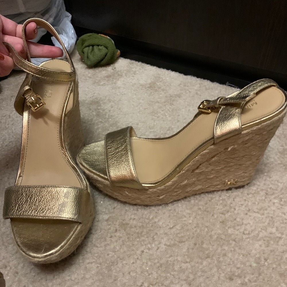 Michael Kors gold wedges